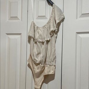 One-Shoulder Cream Bodysuit